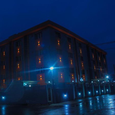 Six Diamond Hotel Ікеджа Екстер'єр фото
